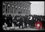 Immagine di Gli immigrati in America arrivando ad Ellis Island Ellis Island New York USA, 1906, secondo 38 filmato di repertorio 65675039828