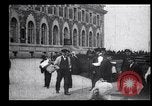 Immagine di Gli immigrati in America arrivando ad Ellis Island Ellis Island New York USA, 1906, secondo 56 filmato di repertorio 65675039828