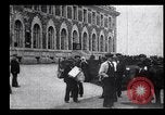 Immagine di Gli immigrati in America arrivando ad Ellis Island Ellis Island New York USA, 1906, secondo 57 filmato di repertorio 65675039828