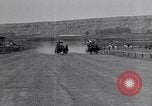 Standbild stagecoach Rennen United States USA, 1927, aus Sekunde 26 historischem Filmmaterial Videoclip 65675039849
