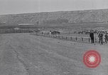 Standbild stagecoach Rennen United States USA, 1927, aus Sekunde 38 historischem Filmmaterial Videoclip 65675039849