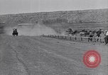 Standbild stagecoach Rennen United States USA, 1927, aus Sekunde 52 historischem Filmmaterial Videoclip 65675039849