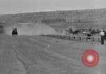 Standbild stagecoach Rennen United States USA, 1927, aus Sekunde 53 historischem Filmmaterial Videoclip 65675039849