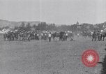 Standbild wild mule Rennen United States USA, 1927, aus Sekunde 31 historischem Filmmaterial Videoclip 65675039852