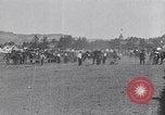 Standbild wild mule Rennen United States USA, 1927, aus Sekunde 32 historischem Filmmaterial Videoclip 65675039852