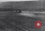 Standbild wild mule Rennen United States USA, 1927, aus Sekunde 42 historischem Filmmaterial Videoclip 65675039852