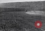 Standbild wild mule Rennen United States USA, 1927, aus Sekunde 44 historischem Filmmaterial Videoclip 65675039852
