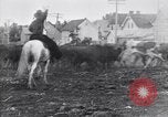 Standbild cowboys United States USA, 1927, aus Sekunde 6 historischem Filmmaterial Videoclip 65675039858