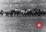 Standbild cowboys United States USA, 1927, aus Sekunde 37 historischem Filmmaterial Videoclip 65675039858