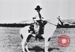 Standbild roundup Champions United States USA, 1927, aus Sekunde 23 historischem Filmmaterial Videoclip 65675039859