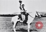 Standbild roundup Champions United States USA, 1927, aus Sekunde 25 historischem Filmmaterial Videoclip 65675039859