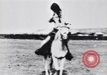Standbild roundup Champions United States USA, 1927, aus Sekunde 28 historischem Filmmaterial Videoclip 65675039859