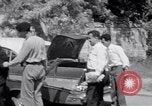 Immagine di White ONU van visualizzando una bandiera bianca Tripoli in Libia, 1962, secondo 52 filmato di repertorio 65675039879