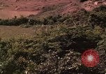 Standbild Vietcong gefangenen festgenommen und befragt von Südvietnam offi Tuy Hoà Süd Vietnam, 1962, aus Sekunde 43 historischem Filmmaterial Videoclip 65675039917