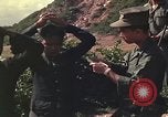 Standbild Vietcong gefangenen festgenommen und befragt von Südvietnam offi Tuy Hoà Süd Vietnam, 1962, aus Sekunde 52 historischem Filmmaterial Videoclip 65675039917