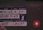 Standbild ARVN-Truppen escort Vietcong Gefangenen unter Bewachung einem vietnamesischen von Tuy Hoà Süd Vietnam, 1962, aus Sekunde 11 historischem Filmmaterial Videoclip 65675039920