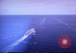 Standbild USS Muliphen (AKA-61)und Elemente der Sechsten Flotte im Mittelmeer du Mittelmeer, 1958, aus Sekunde 5 historischem Filmmaterial Videoclip 65675039927