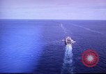Standbild USS Muliphen (AKA-61)und Elemente der Sechsten Flotte im Mittelmeer du Mittelmeer, 1958, aus Sekunde 13 historischem Filmmaterial Videoclip 65675039927