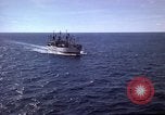 Standbild USS Muliphen (AKA-61)und Elemente der Sechsten Flotte im Mittelmeer du Mittelmeer, 1958, aus Sekunde 20 historischem Filmmaterial Videoclip 65675039927