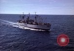 Standbild USS Muliphen (AKA-61)und Elemente der Sechsten Flotte im Mittelmeer du Mittelmeer, 1958, aus Sekunde 29 historischem Filmmaterial Videoclip 65675039927