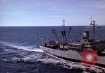 Standbild USS Muliphen (AKA-61)und Elemente der Sechsten Flotte im Mittelmeer du Mittelmeer, 1958, aus Sekunde 38 historischem Filmmaterial Videoclip 65675039927