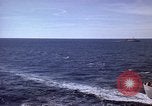 Standbild USS Muliphen (AKA-61)und Elemente der Sechsten Flotte im Mittelmeer du Mittelmeer, 1958, aus Sekunde 43 historischem Filmmaterial Videoclip 65675039927