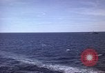 Standbild USS Muliphen (AKA-61)und Elemente der Sechsten Flotte im Mittelmeer du Mittelmeer, 1958, aus Sekunde 44 historischem Filmmaterial Videoclip 65675039927