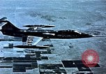 Standbild submarine George Washington SSBN-598 Cape Canaveral Florida USA, 1962, aus Sekunde 57 historischem Filmmaterial Videoclip 65675039935