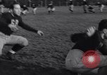 Standbild American Football New York City USA, 1938, aus Sekunde 10 historischem Filmmaterial Videoclip 65675039944