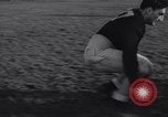 Standbild American Football New York City USA, 1938, aus Sekunde 11 historischem Filmmaterial Videoclip 65675039944