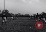 Standbild American Football New York City USA, 1938, aus Sekunde 21 historischem Filmmaterial Videoclip 65675039944