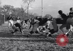 Standbild American Football New York City USA, 1938, aus Sekunde 28 historischem Filmmaterial Videoclip 65675039944