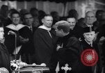 Standbild John Kennedy New Haven Connecticut USA, 1962, aus Sekunde 27 historischem Filmmaterial Videoclip 65675039946