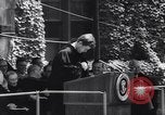 Standbild John Kennedy New Haven Connecticut USA, 1962, aus Sekunde 50 historischem Filmmaterial Videoclip 65675039946