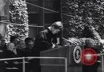 Standbild John Kennedy New Haven Connecticut USA, 1962, aus Sekunde 54 historischem Filmmaterial Videoclip 65675039946