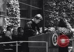 Standbild John Kennedy New Haven Connecticut USA, 1962, aus Sekunde 56 historischem Filmmaterial Videoclip 65675039946