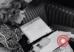 Standbild amerikanische Volk United States USA, 1944, aus Sekunde 46 historischem Filmmaterial Videoclip 65675039954