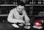 Standbild amerikanische Volk United States USA, 1944, aus Sekunde 58 historischem Filmmaterial Videoclip 65675039954