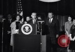 Immagine di Il Lindon B Johnson eletto presidente Washington DC USA, 1964, secondo 14 filmato di repertorio 65675039956