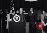 Immagine di Il Lindon B Johnson eletto presidente Washington DC USA, 1964, secondo 16 filmato di repertorio 65675039956