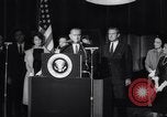 Immagine di Il Lindon B Johnson eletto presidente Washington DC USA, 1964, secondo 27 filmato di repertorio 65675039956