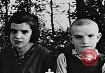 Standbild Die Nazi-deutschen Analyse von geistig und körperlich behinderten Deutschen Deutschland, 1934, aus Sekunde 50 historischem Filmmaterial Videoclip 65675039980