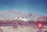 Immagine di Dalai Lama's Palace Lhasa Tibet, 1943, secondo 8 filmato di repertorio 65675039989