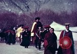 Image des ministres du Cabinet tibétain Lhassa (Tibet), 1943, de la seconde 13 séquences d'archives historiques vidéo 65675039991