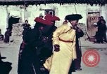 Image des ministres du Cabinet tibétain Lhassa (Tibet), 1943, de la seconde 21 séquences d'archives historiques vidéo 65675039991
