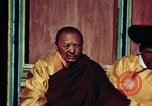 Image des ministres du Cabinet tibétain Lhassa (Tibet), 1943, de la seconde 51 séquences d'archives historiques vidéo 65675039991
