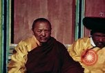 Image des ministres du Cabinet tibétain Lhassa (Tibet), 1943, de la seconde 53 séquences d'archives historiques vidéo 65675039991