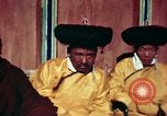 Image des ministres du Cabinet tibétain Lhassa (Tibet), 1943, de la seconde 57 séquences d'archives historiques vidéo 65675039991
