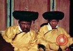Image des ministres du Cabinet tibétain Lhassa (Tibet), 1943, de la seconde 58 séquences d'archives historiques vidéo 65675039991
