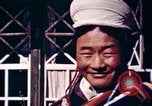 Image des moines Lhassa (Tibet), 1943, de la seconde 31 séquences d'archives historiques vidéo 65675039993